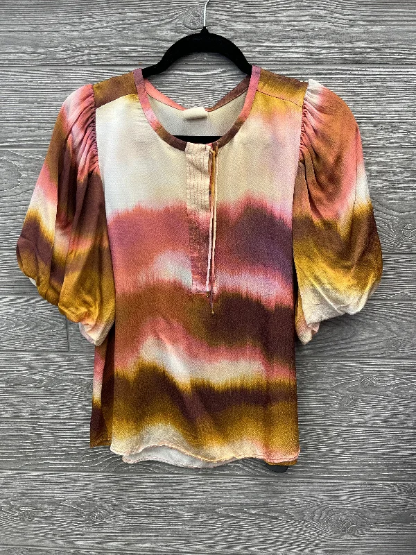 Top Short Sleeve By Clothes Mentor In Multi-colored, Size: M