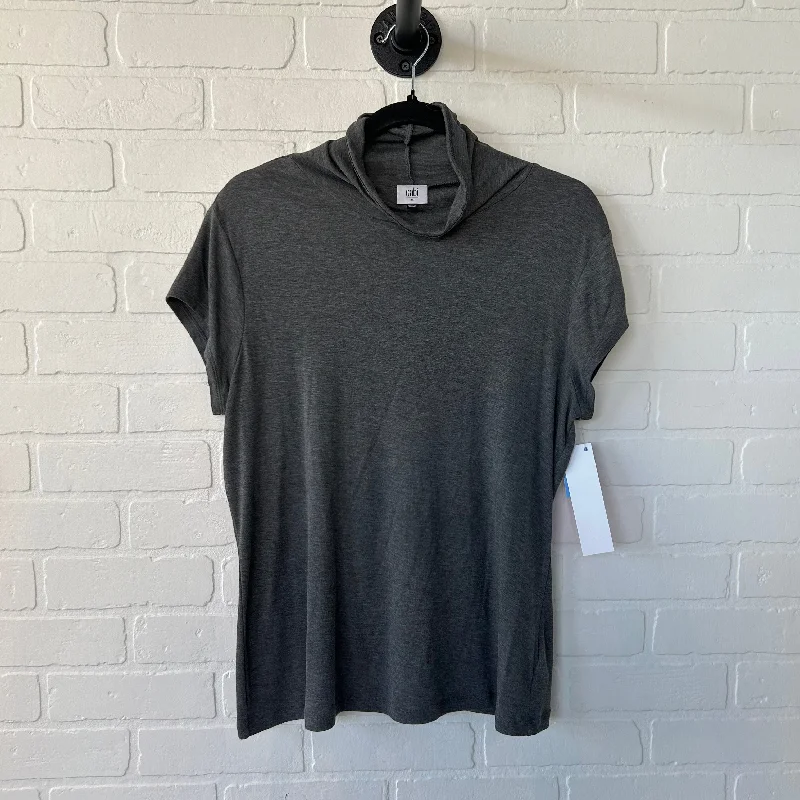 Top Short Sleeve Basic By Cabi In Grey, Size: M