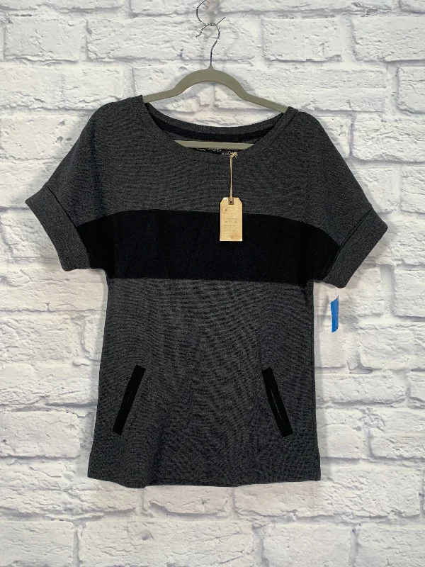 Top Short Sleeve Designer By All Saints In Black & Grey, Size: S