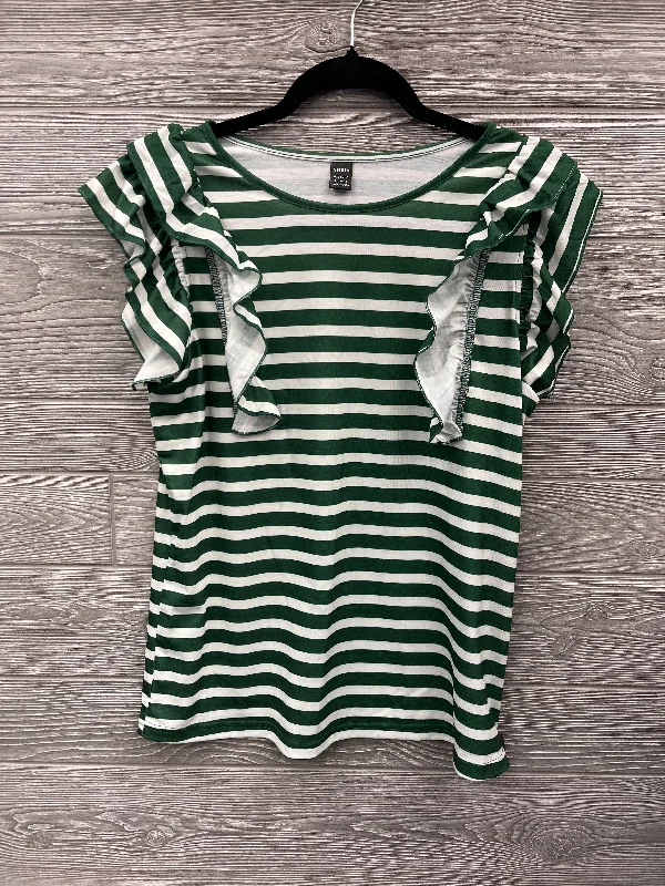 Top Short Sleeve By Shein In Green, Size: M