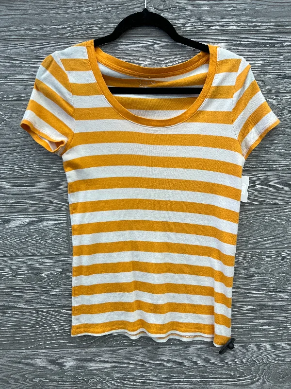 Top Short Sleeve By Merona In Striped Pattern, Size: M