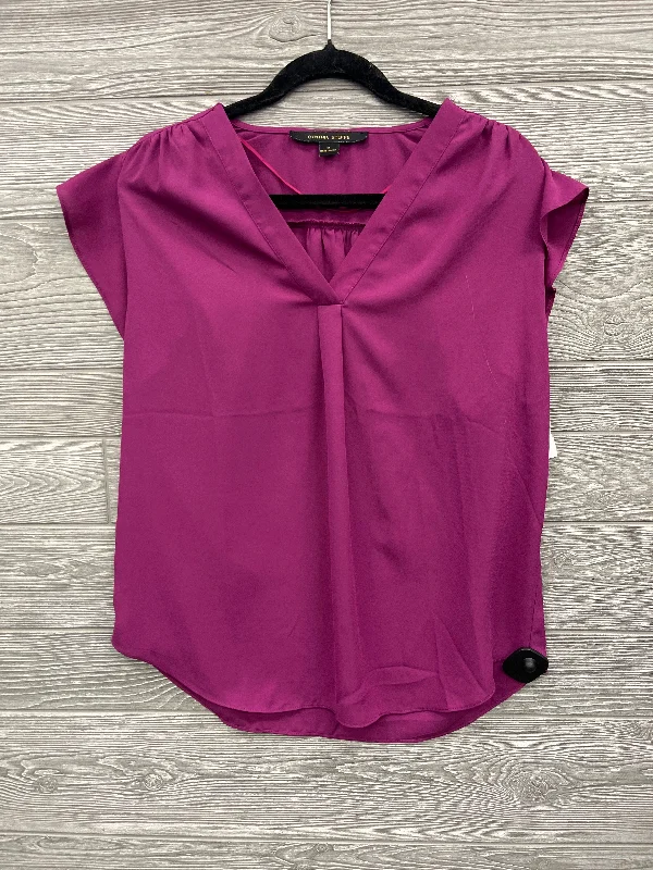 Top Short Sleeve By Cynthia Steffe In Pink, Size: M