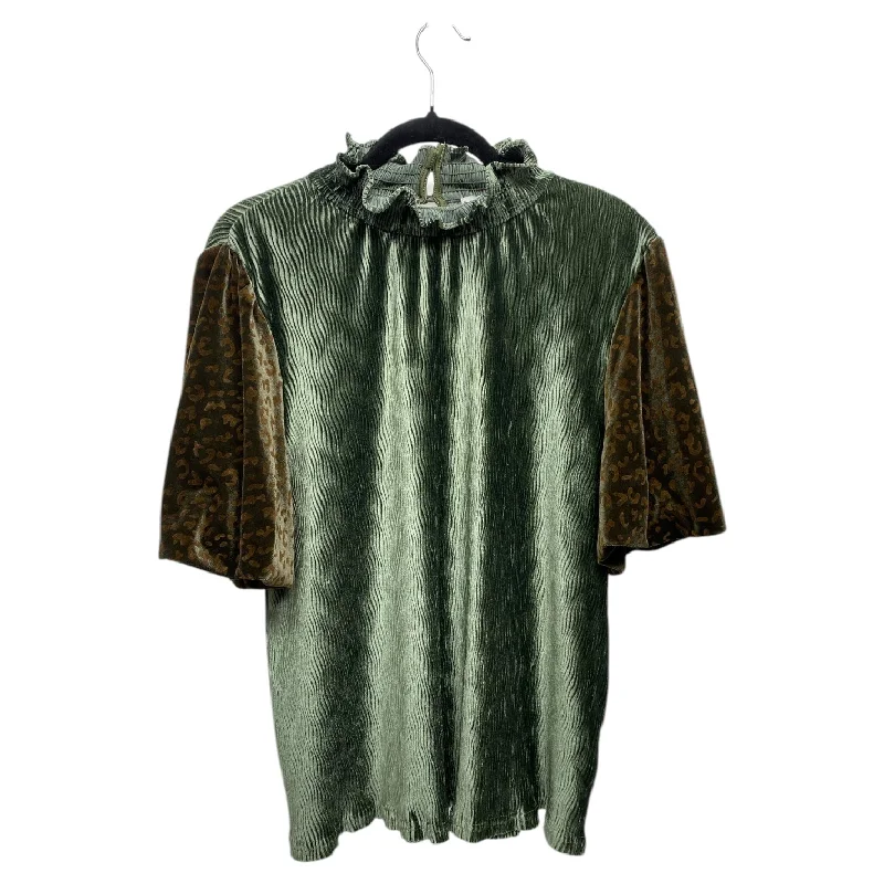 Top Short Sleeve By Voy In Green, Size: L