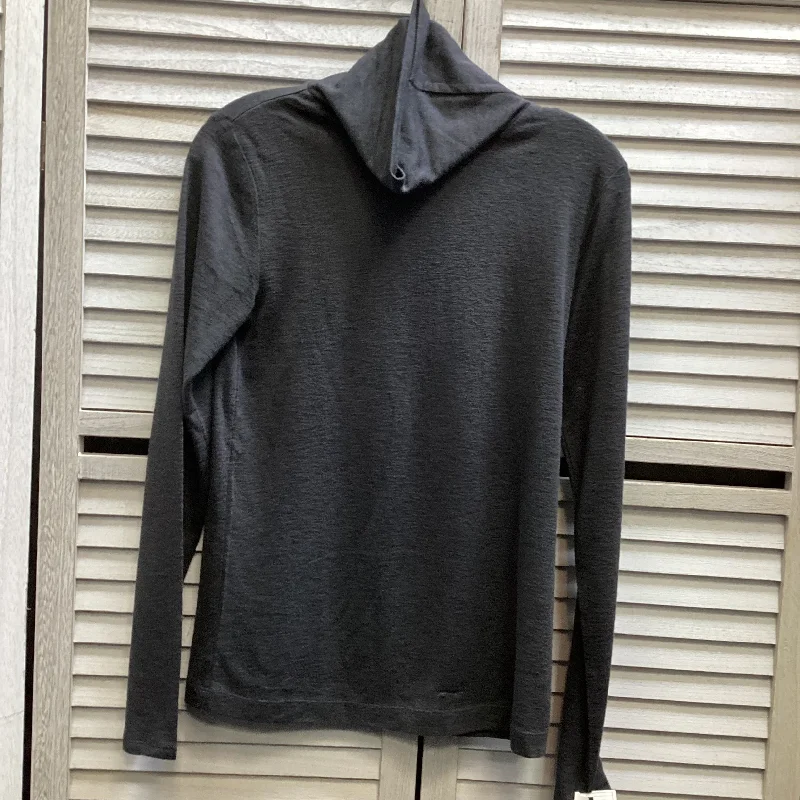 Top Long Sleeve By Clothes Mentor In Grey, Size: Xs