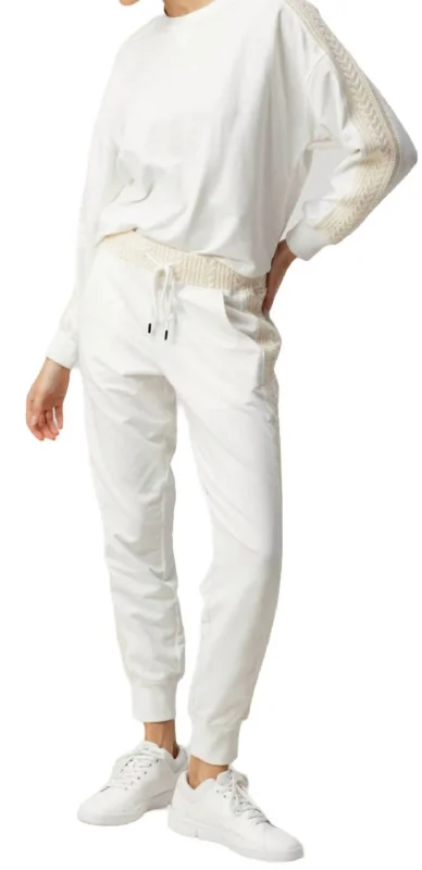 Davina Jogger Pants In Coconut Milk